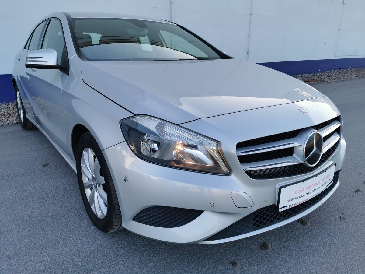 Mercedes-Benz A 180 Style BlueEfficiency+2.Hand+8-fach bereift