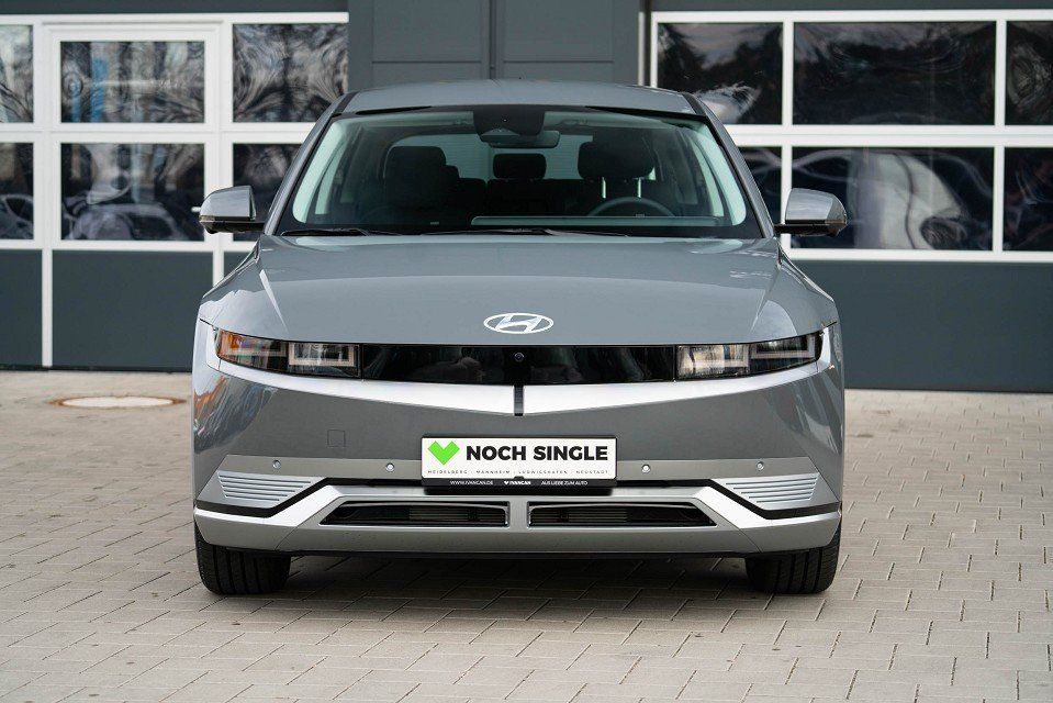 Fahrzeugabbildung Hyundai IONIQ 5 77,4kWh AWD DYNAMIQ Assi LED Parkpaket