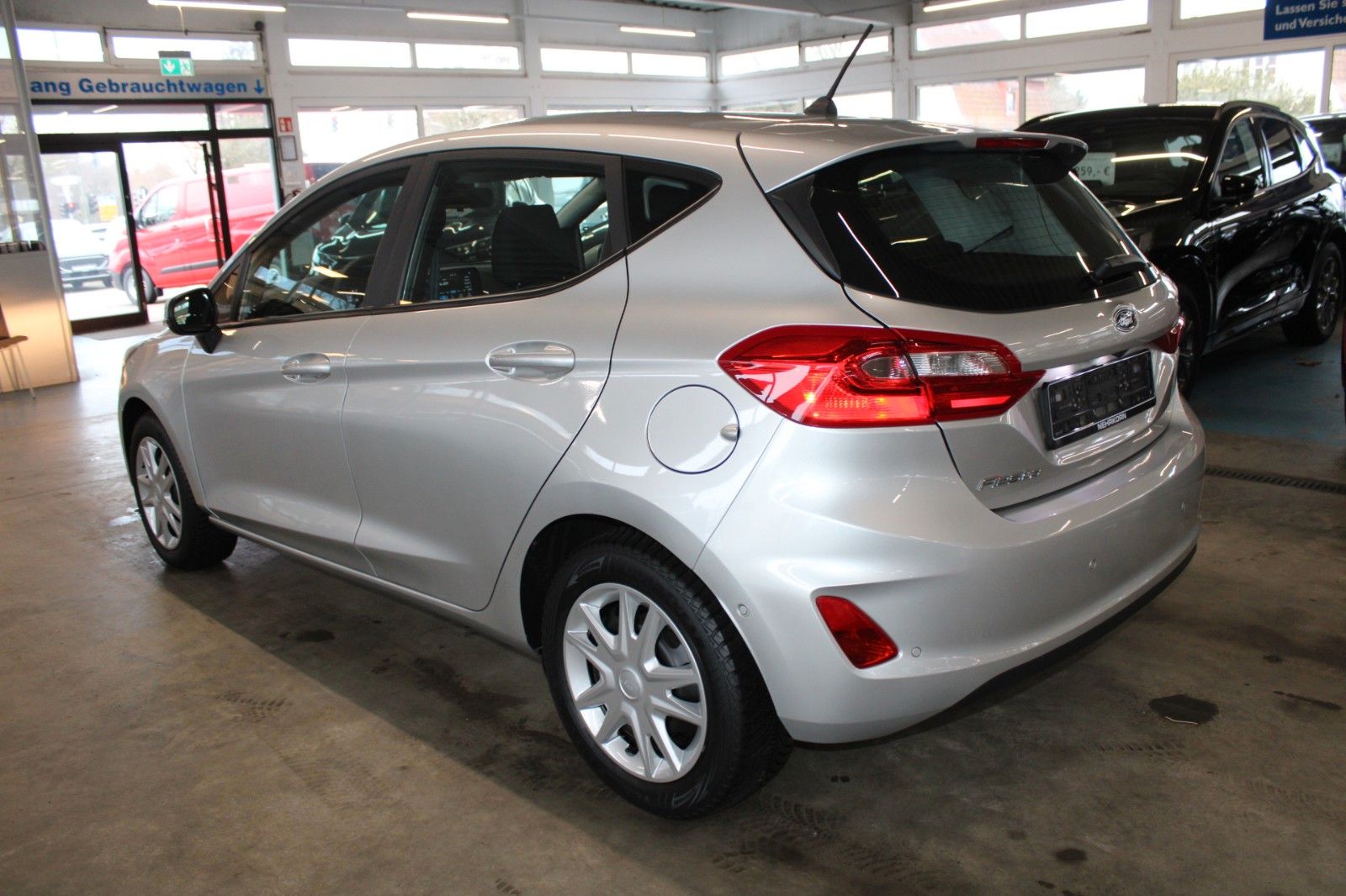 Fahrzeugabbildung Ford Fiesta Cool & Connect 5-T CAM PDC KLIMA WinterP.