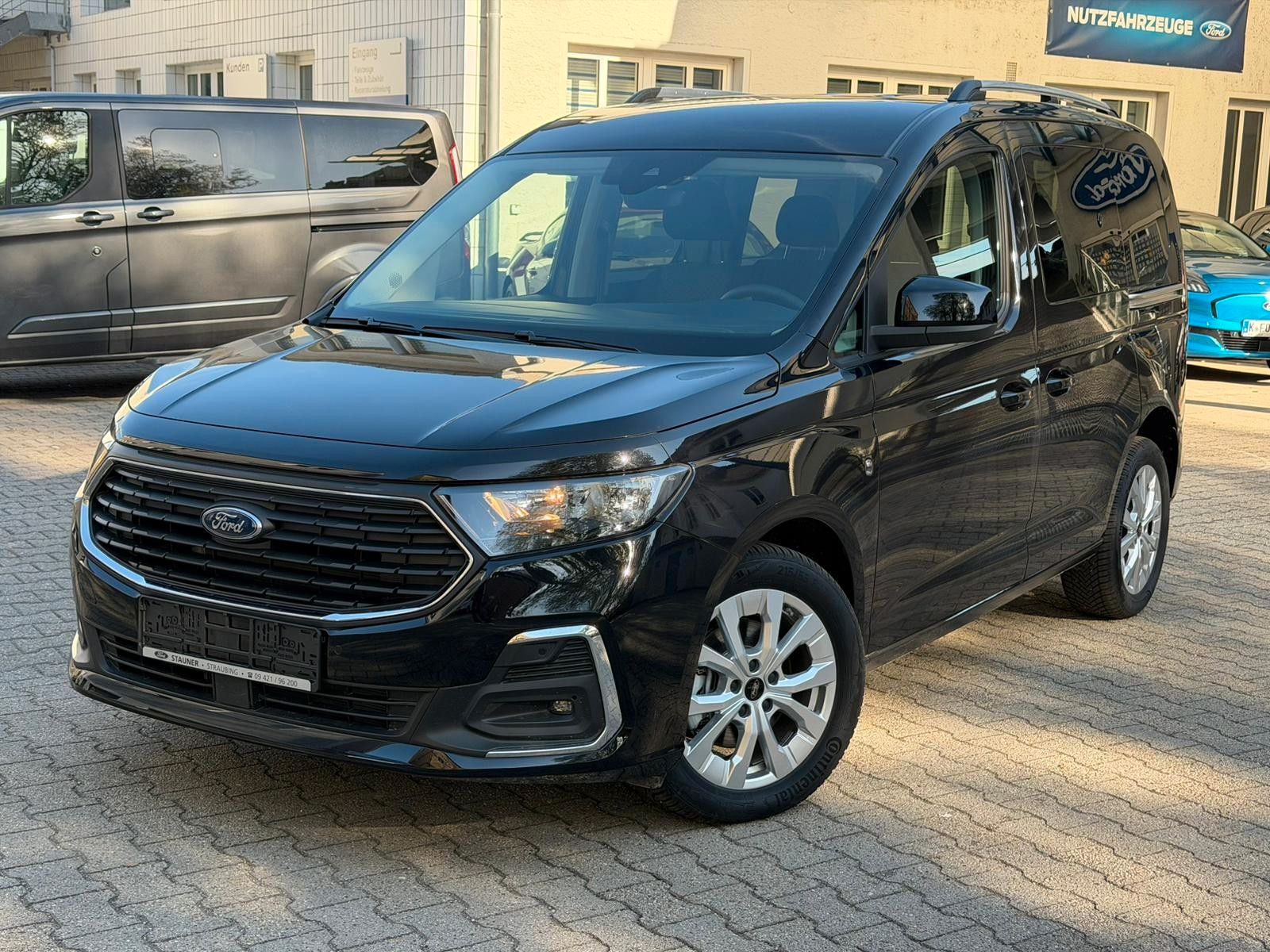 Ford Tourneo Connect Titanium 2.0 EcoBlue*AHK*KAMERA imagem 2