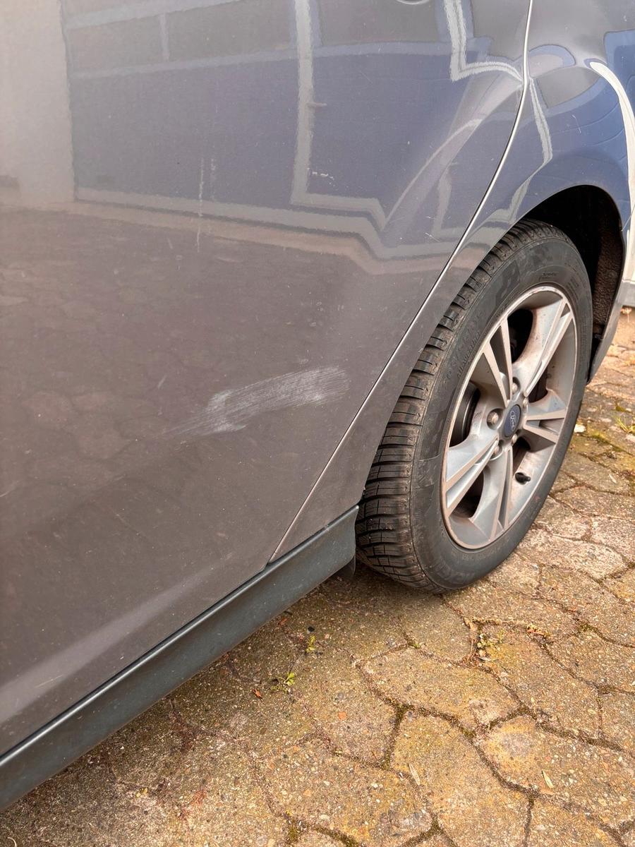 Ford Focus 2014 — photo 8