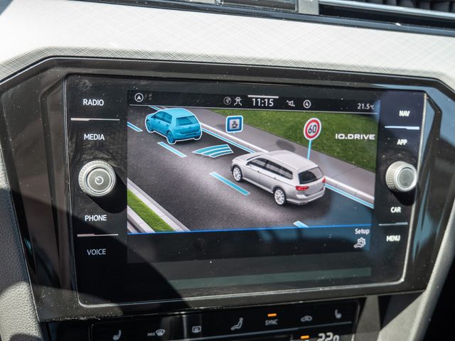 Passat Variant 2.0 TDI Business SHZ NAVI ACC LED