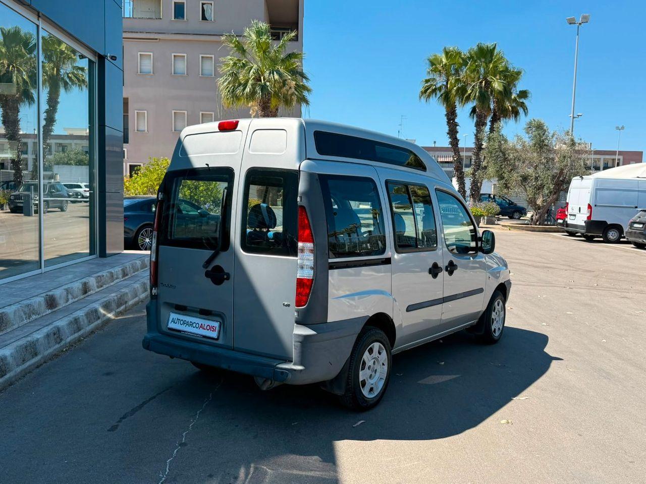 Fiat Doblo 2004 — interior