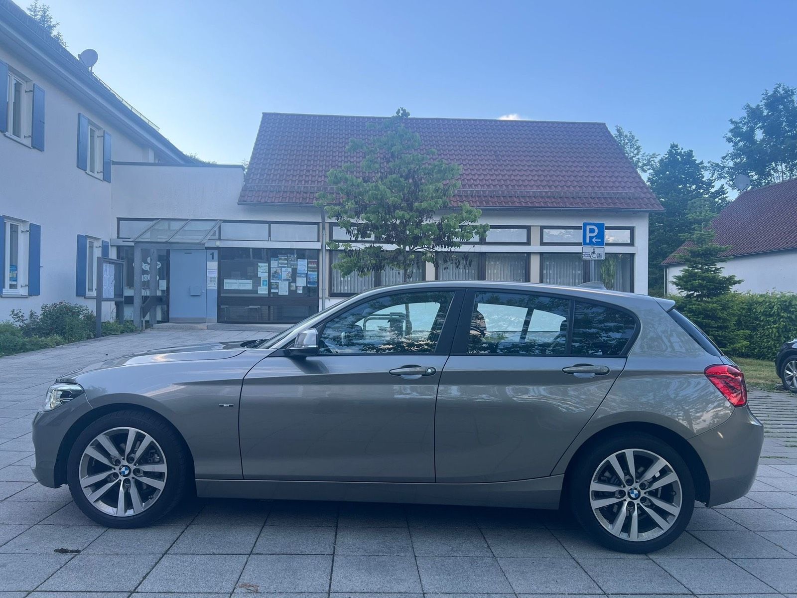BMW BMW 116d Sport F20 68.000 km Top Zustand