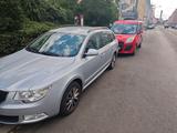 Skoda Superb 1.4 TSI Comfort Combi Comfort - Skoda Superb Comfort mit Benzin-Antrieb