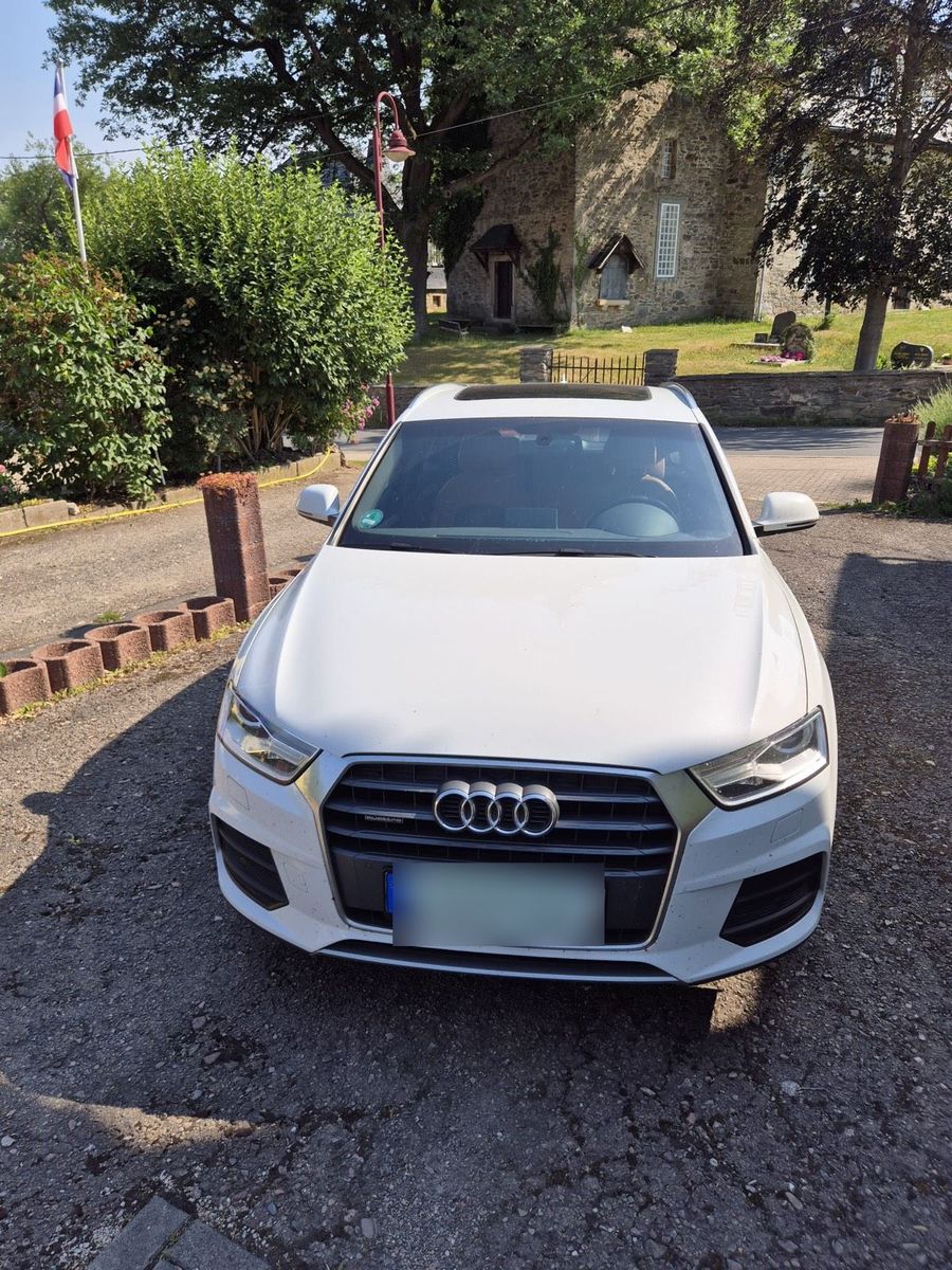 AUDI Audi Q3 S Line. Top Zustand