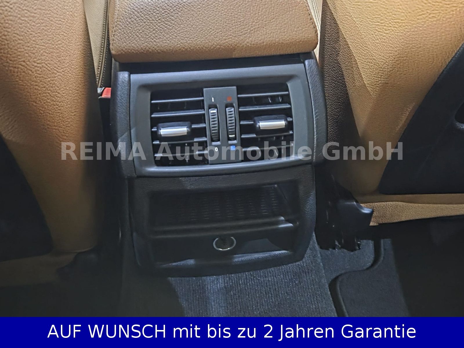 Fahrzeugabbildung BMW X4 xDrive 28 i M Sport, LED, HUD, AHK