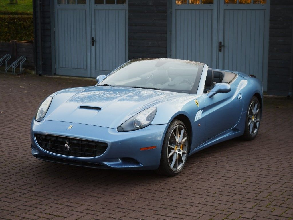 Ferrari California