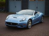 Ferrari California V8 Blue Metallic - gebrauchte Ferrari California aus dem Jahr 2010