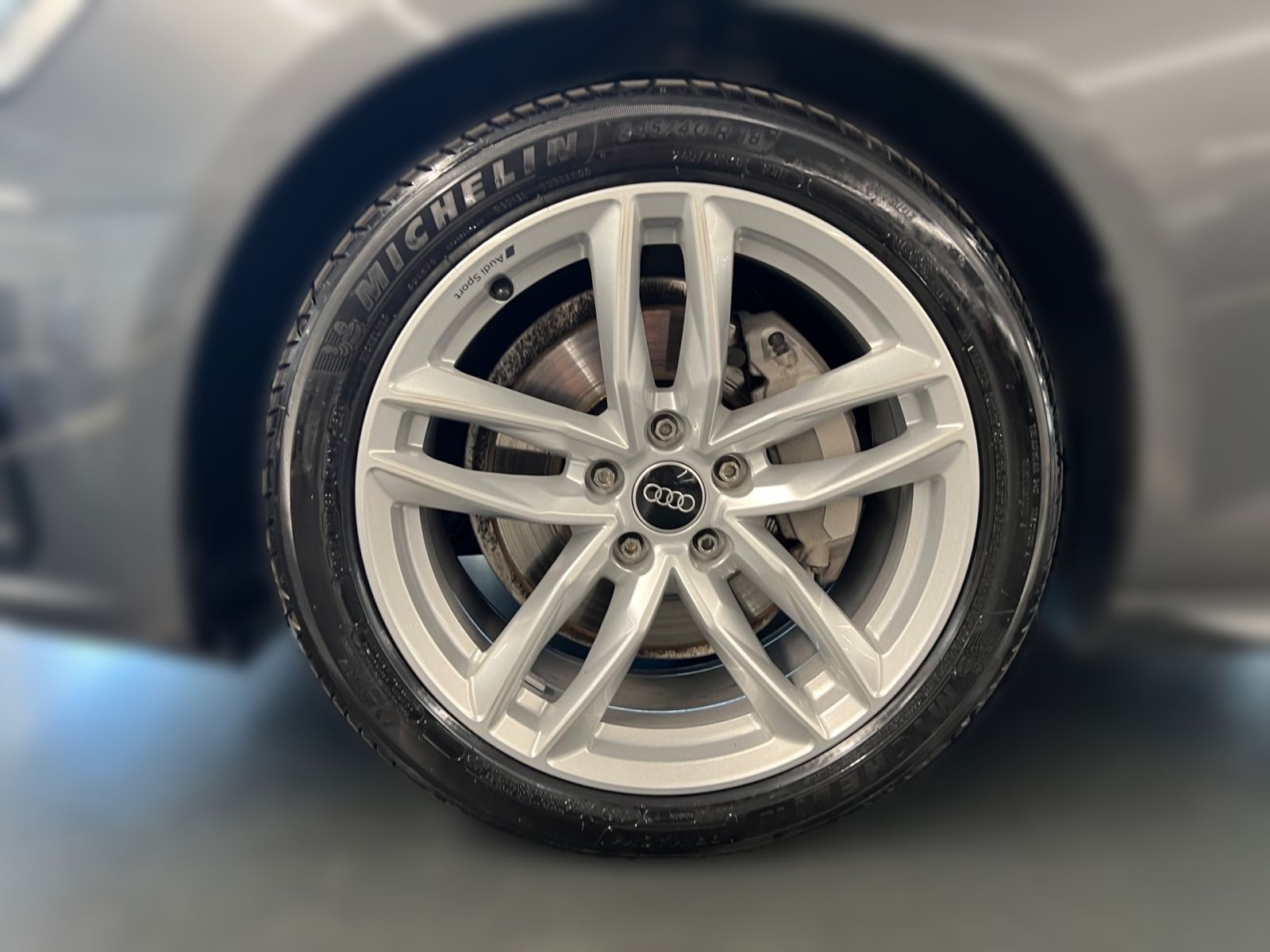 Audi A4 - Bild 4