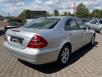 Mercedes E 200 - 3