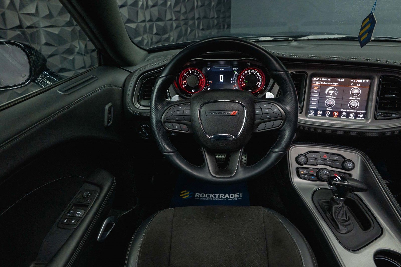 Fahrzeugabbildung Dodge Challenger 5.7 V8 R/T SRT Performance SuperTrack