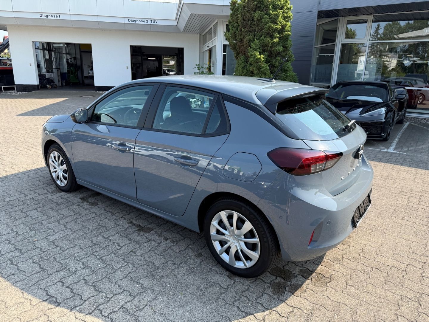 Fahrzeugabbildung Opel Corsa F Edition mit SHZ+LHZ+Kamera
