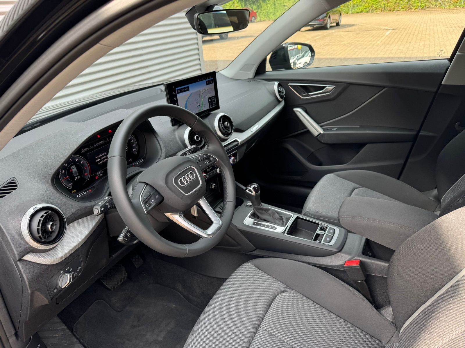 Fahrzeugabbildung Audi Q2 35 TFSI S line Navi ACC