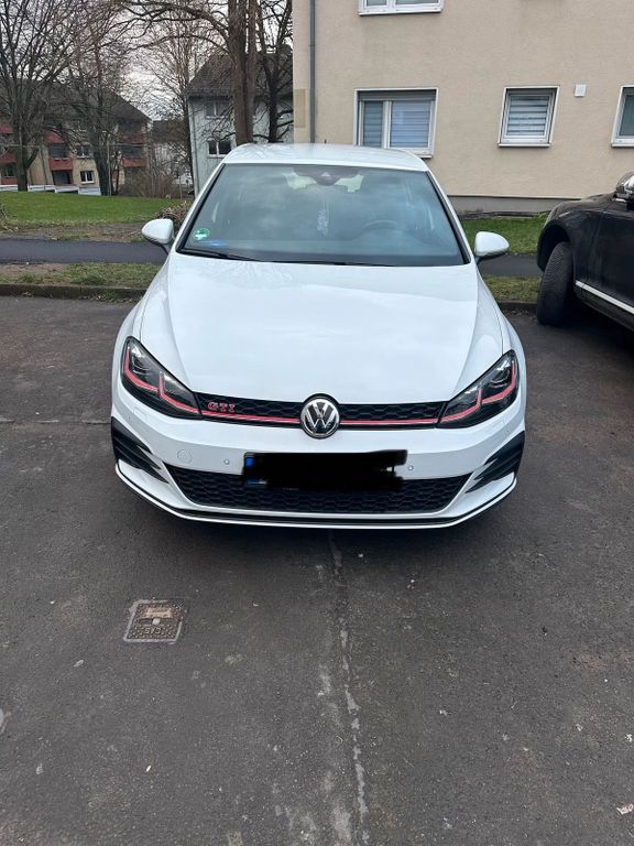 Image of Volkswagen Golf