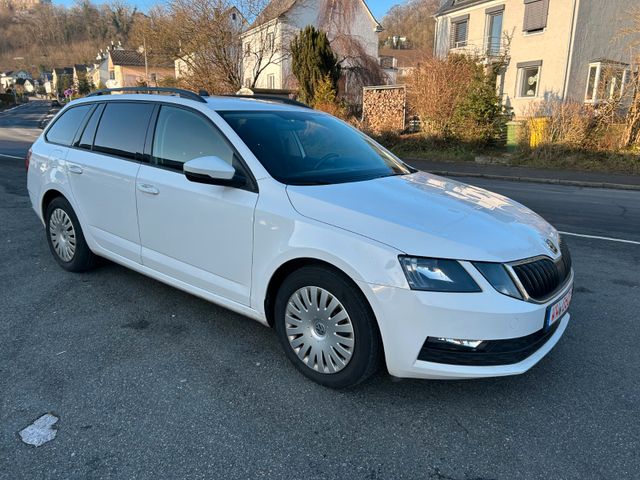 Skoda Octavia Combi Ambition/ DSG / Navi /150 PS