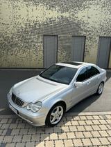 Mercedes-Benz C 320 AVANTGARDE AMG Felgen Vollausstattung - Mercedes-Benz: Avantgarde Felgen