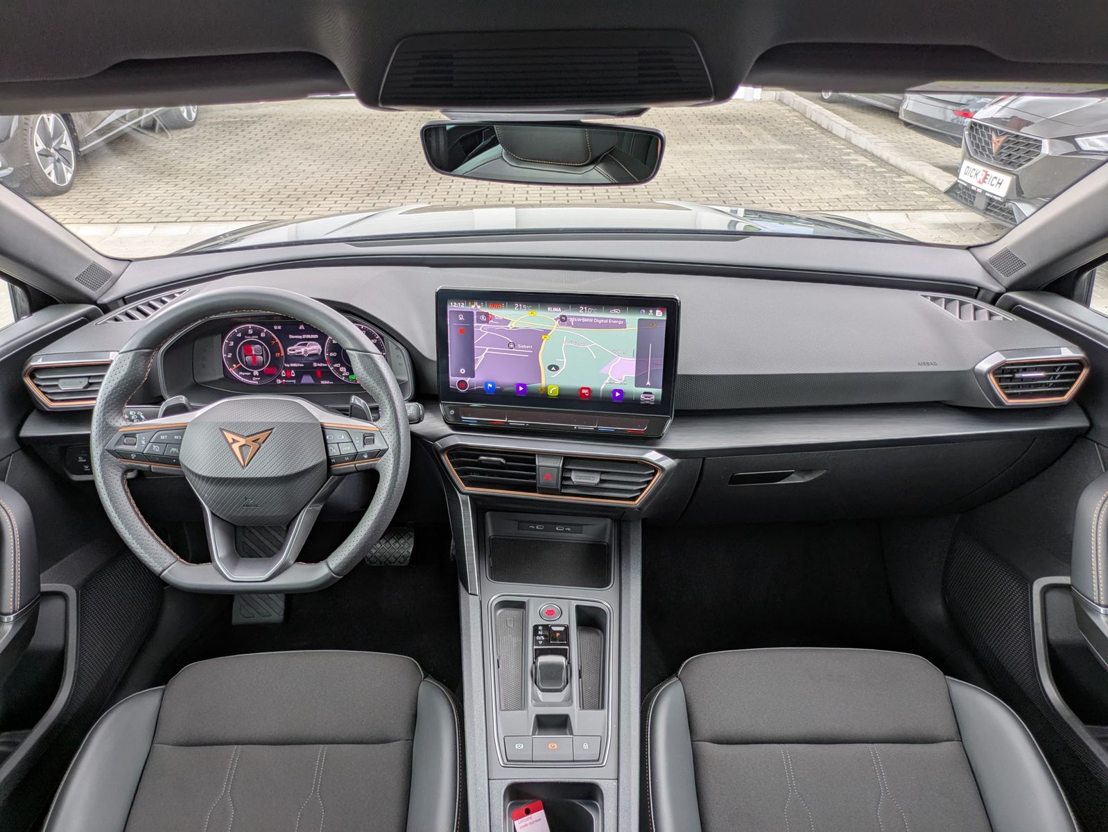 Fahrzeugabbildung CUPRA Leon 1.5 eTSI DSG MATRIX-LED*ACC*APP*KAMERA*18"