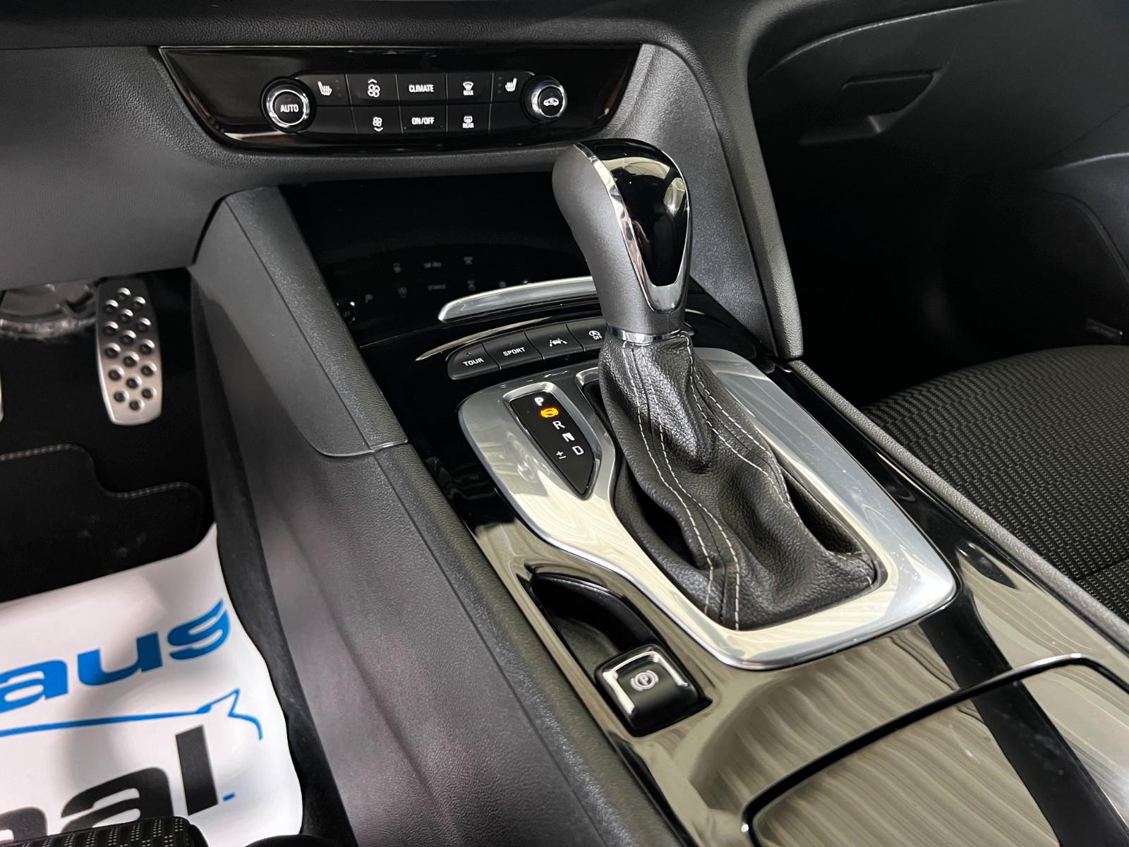 Opel Insignia B 4x4 SPORT OPC | BOSE | HuD | KAMERA