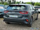 Kia Ceed 1.5T DCT7 SPIRIT TECHNIK 8-fach-bereift - Kia: Cee D