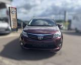Toyota Avensis Combi 1.8 Life   149 - Toyota Avensis: Kombi