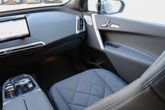 BMW iX M60 / SKY LOUNGE / SOFT CLOSE / AHK BMW iX M60 / SKY LOUNGE / SOFT CLOSE / AHK
