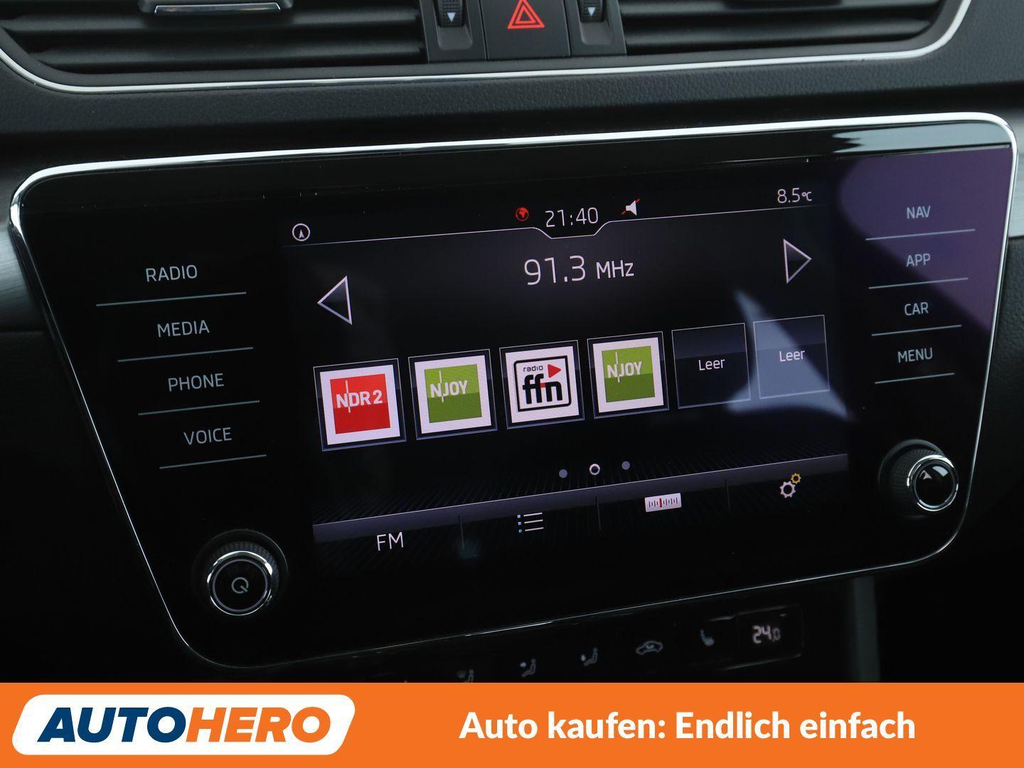 Skoda Superb 2.0 TDI Style Aut.*XENON*ACC*PDC*SHZ*
