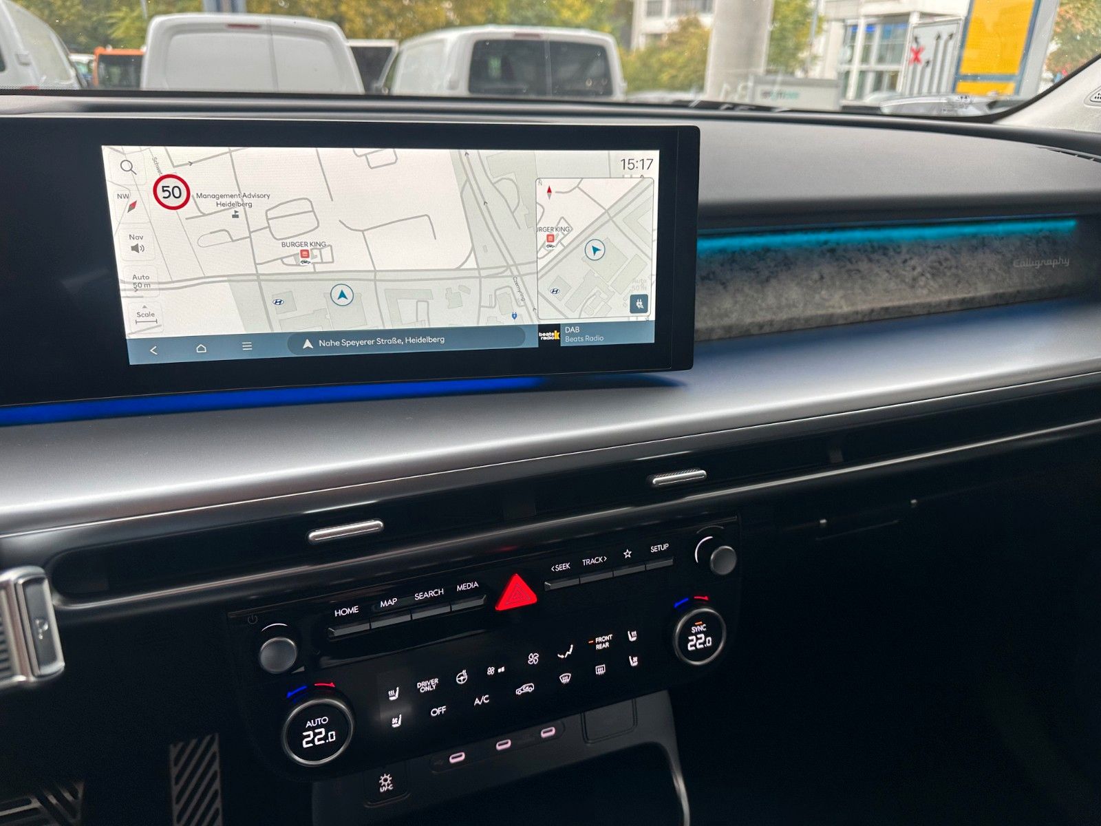 Fahrzeugabbildung Hyundai IONIQ 9 UNIQ 110kWh 360°/Bose/Leder!