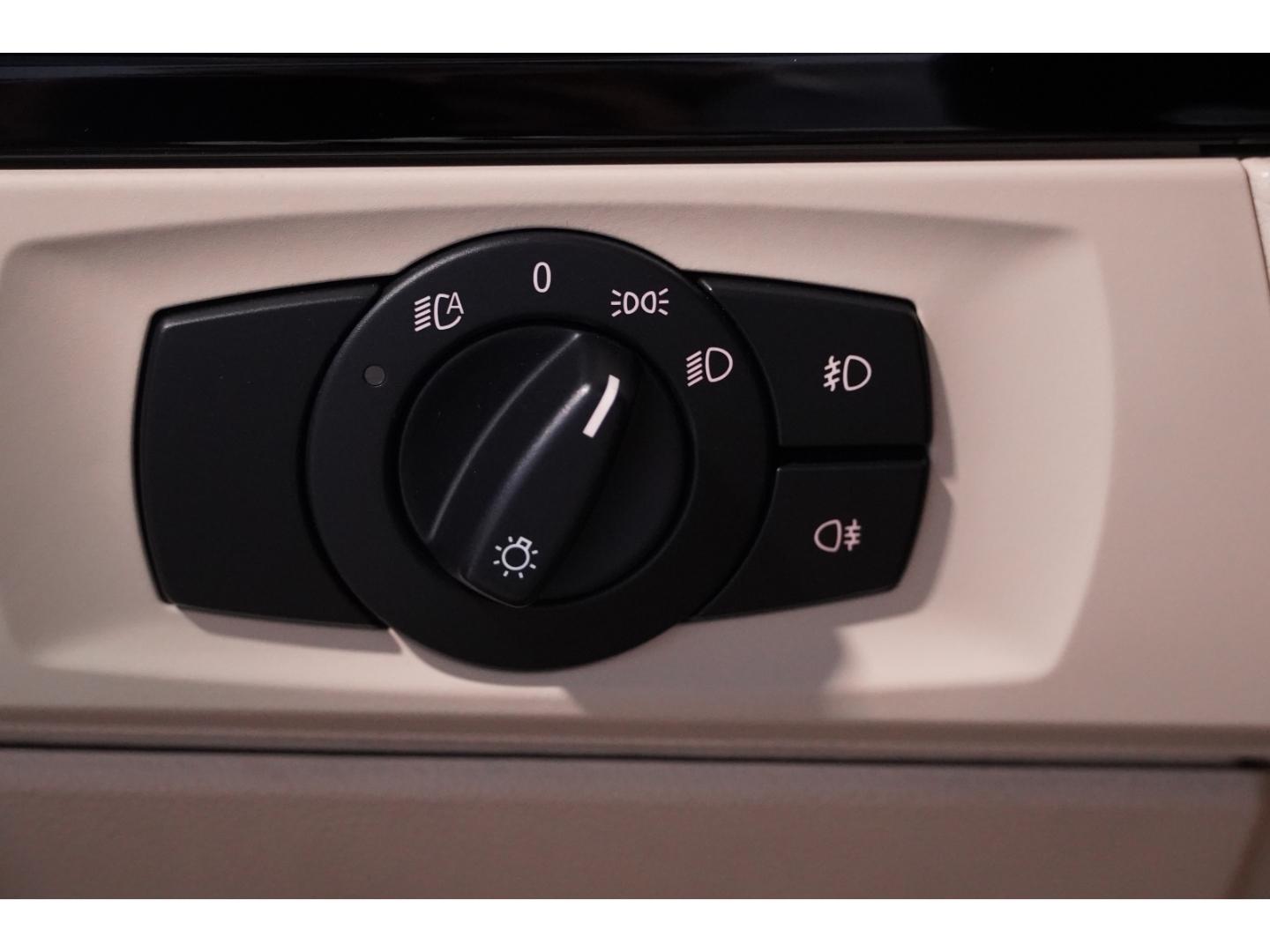 BMW 330 i Cabrio Memo Comfortpak. Leder 19''HIFI Key
