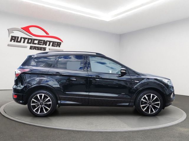 Ford Kuga ST-Line 4WD Titanium Navi SHZ Kamera ACC