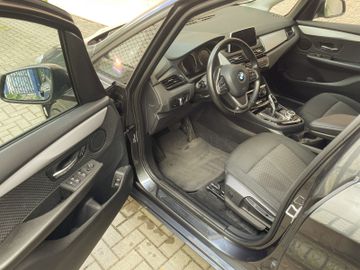 BMW 216 - 8