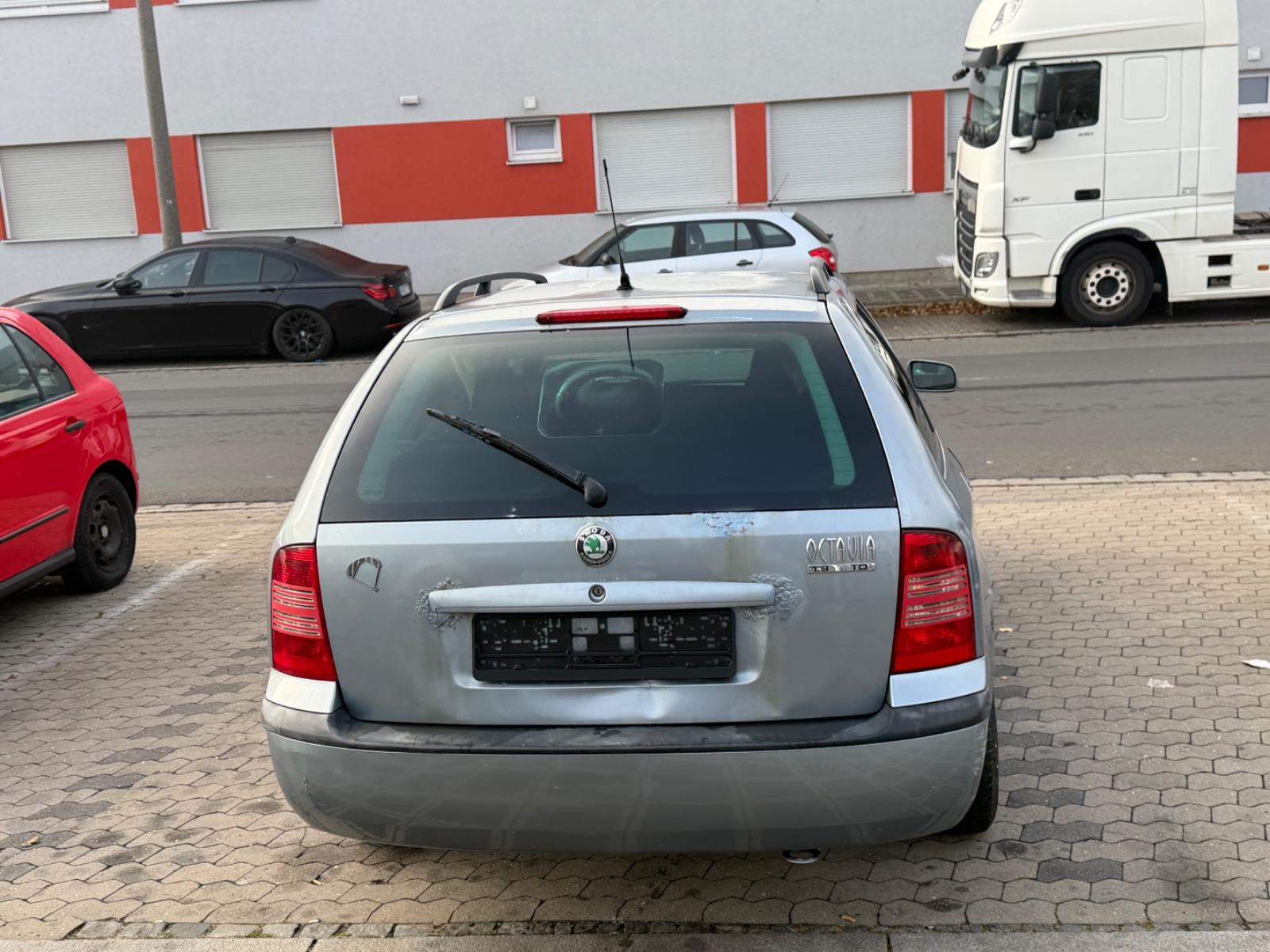 Skoda Octavia 2004 — photo 7