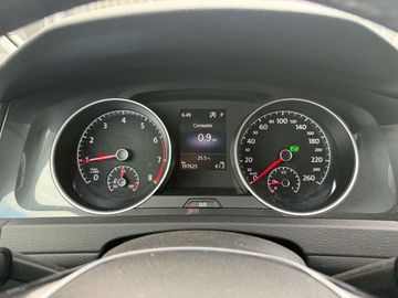 Volkswagen Golf - 5