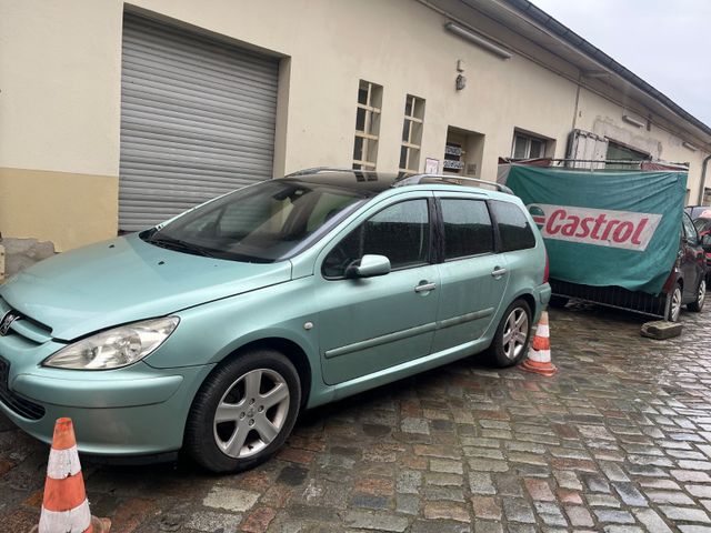 Peugeot 307 2.0 16V Premium 135