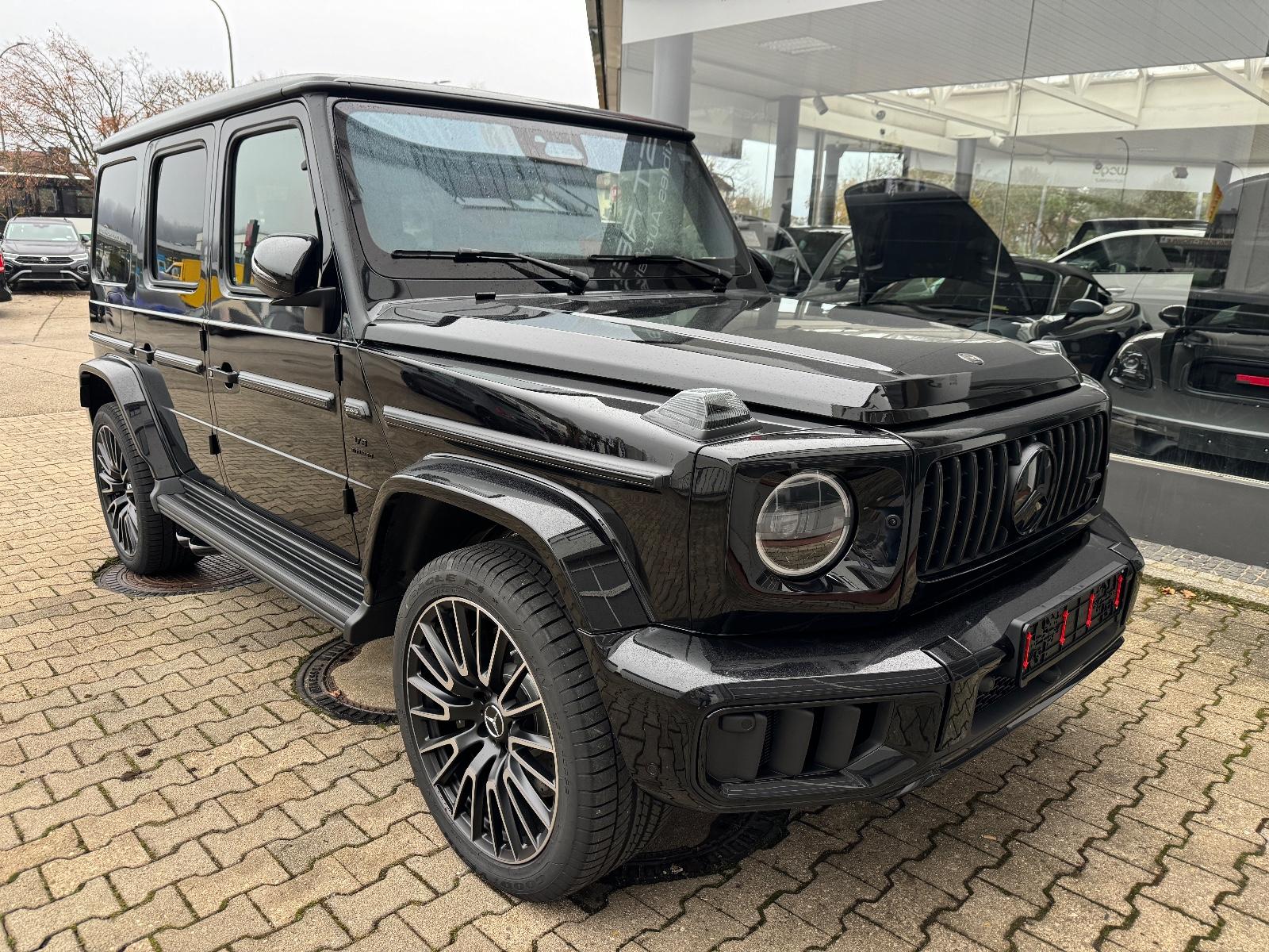 Mercedes-Benz G 63 AMG/Prod.2026/Black-Red-Carbon/TV/Superior