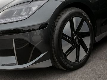 Hyundai Ioniq 6 Navi Digi-Cockpit LED ACC El. Heckklappe
