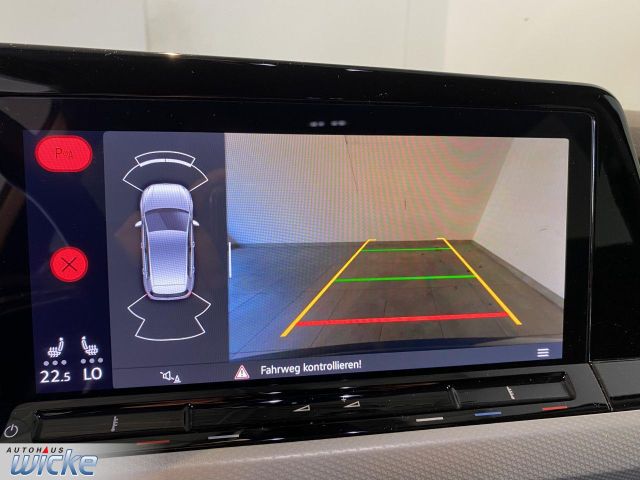 Golf VIII Lim.2.0 TDI DSG Move NAVI KLIMA PDC LE