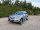 Mercedes-Benz Mercedes-benz ML320 4x4 - Mercedes ML 420 SUV