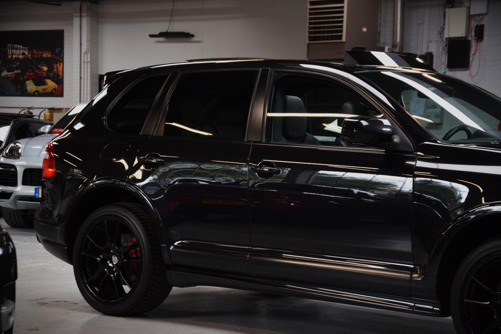 PORSCHE CAYENNE 4.8 GTS 405 ch 4X4 BVA - HAYON ÉLECTRIQUE - PACK SPORT - TOIT PANORAMIQUE