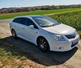Toyota Avensis TEC-Edition 2.2 D-4D Automatik TEC-E... - Toyota Avensis: Tec Edition