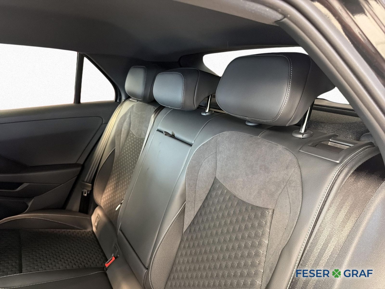 Volkswagen T-Roc - Bild 14