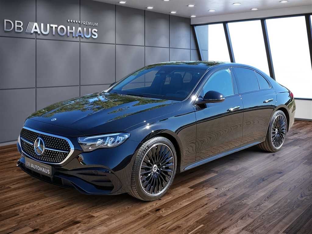 Mercedes-Benz E 200 — hlavná fotografia