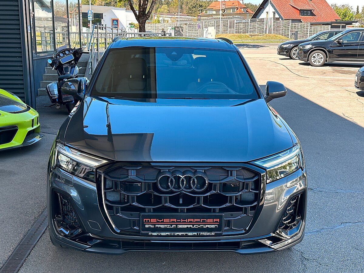 Audi Q7 55 TFSI e PHEV quattro S-line imagem 3