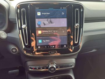 Volvo XC40 Plus Dark B4 2WD Deal Attack bis 30.10.2026