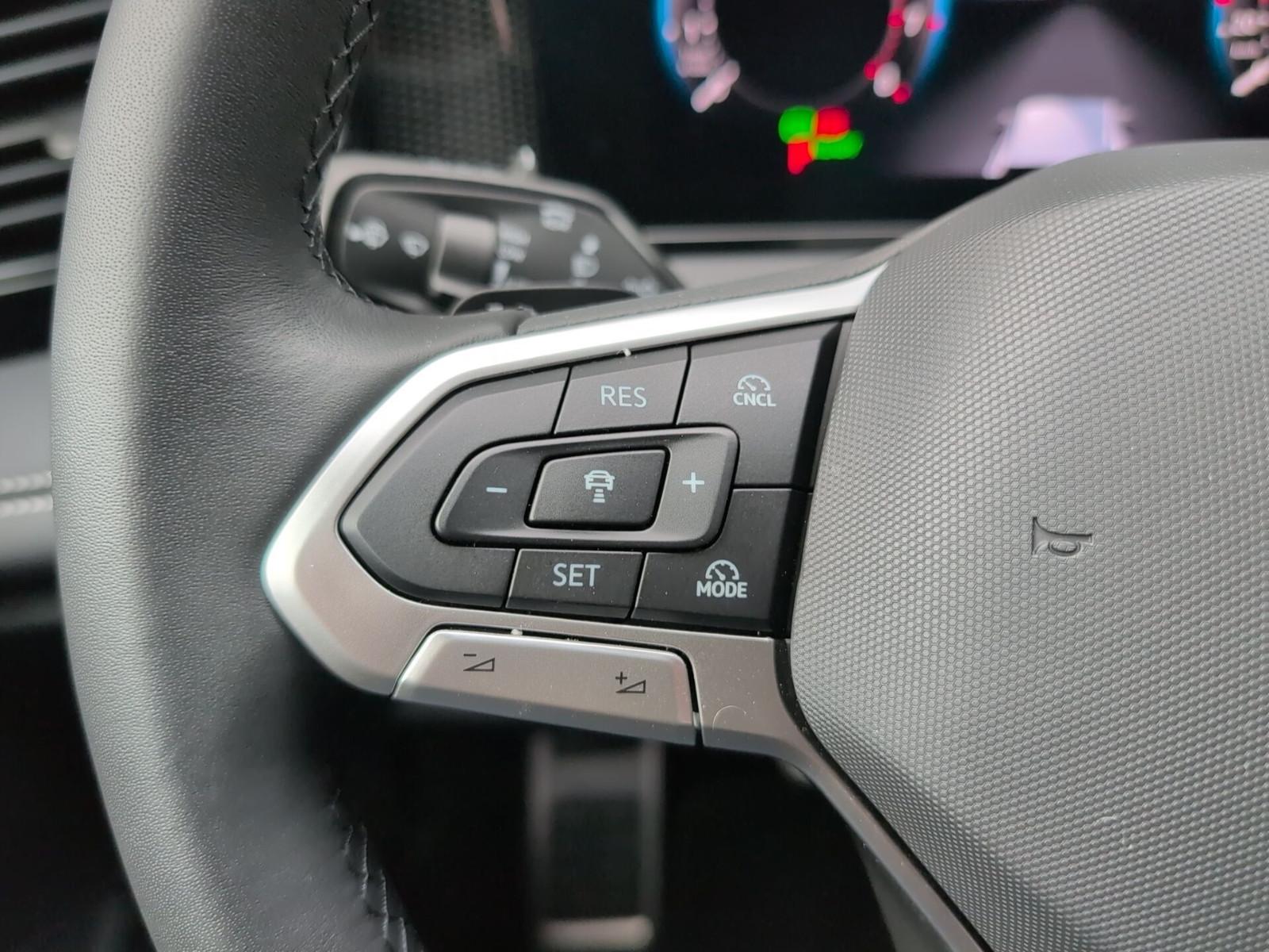 Volkswagen Tiguan 1.5 eTSI Goal AHK IQ-Matrix 360K ACC 18", миниатюра 24