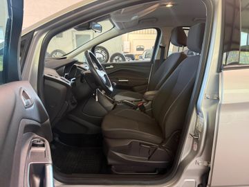 Ford C-Max - 11