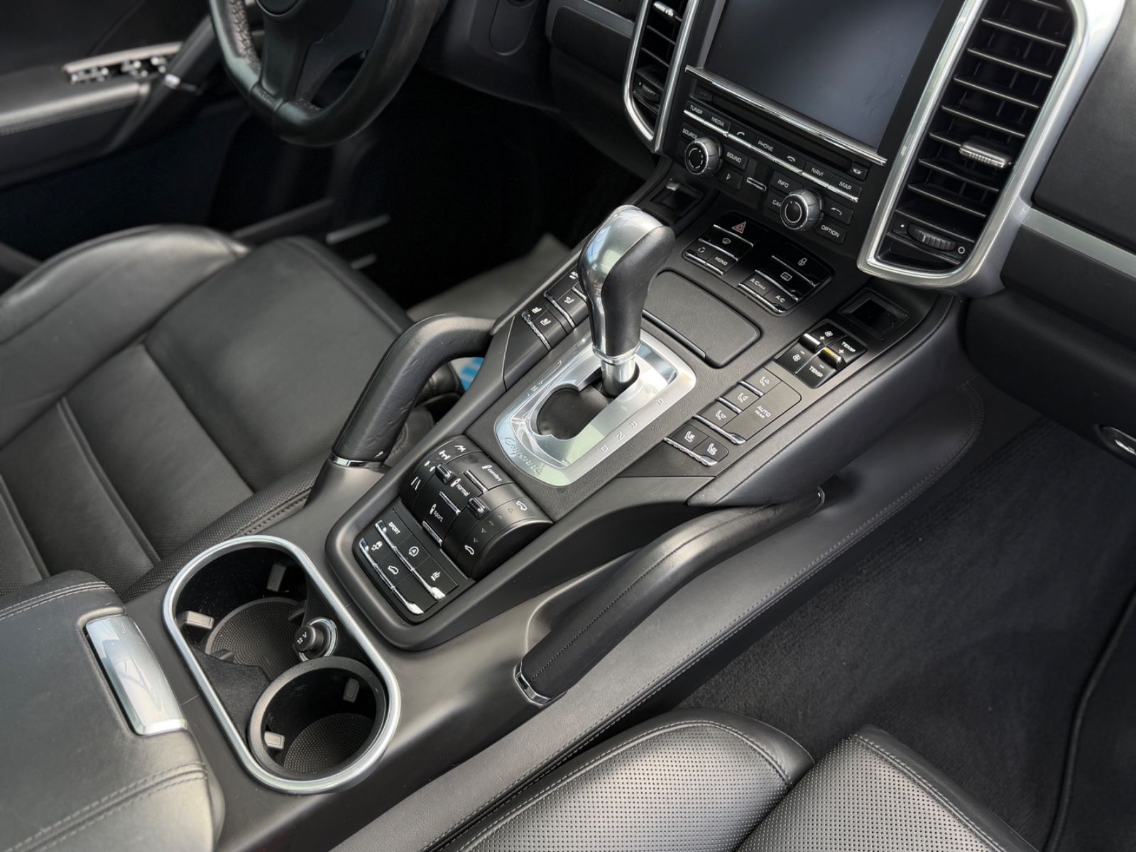 Cayenne 3.0 Diesel Pano Standh.