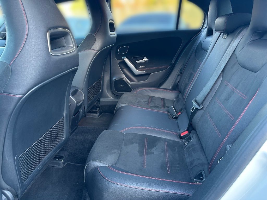 Fahrzeugabbildung Mercedes-Benz A 250 AMG Night Navi LED Burm. SHZ Ambie. Sport