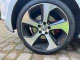 Volkswagen Golf 2.0 TSI GTI - 8-fach bereift - Volkswagen Golf: 8 GTI