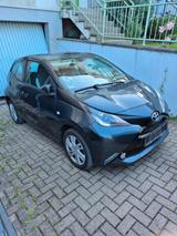 Toyota Aygo (X) 1,0-l-VVT-i x-play touch  - Toyota Gebrauchtwagen in Weimar